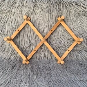 Vintage natural wood wall expandable hanging pegs hooks